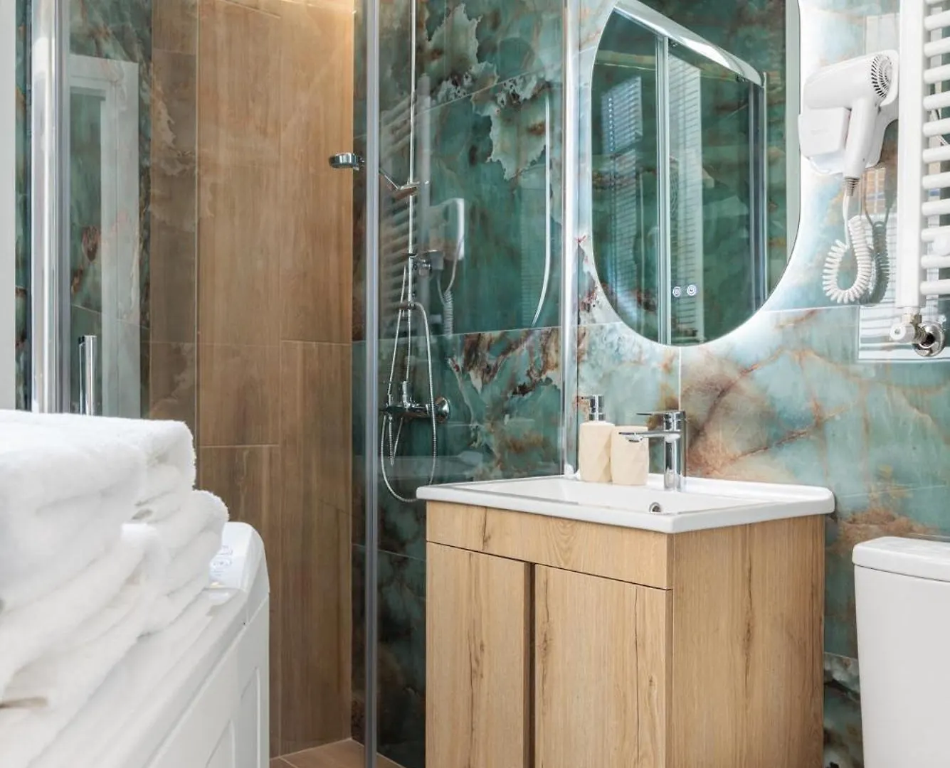 Apartment F & B Collection - Luxury Suites Thessaloniki